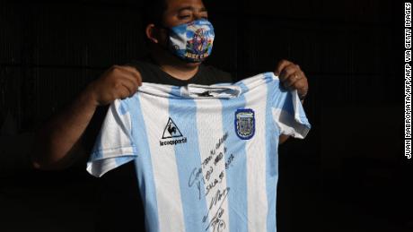 maradona autographed jersey