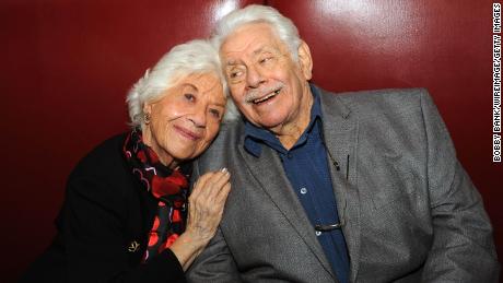 Stiller sits with actress Charlotte Rae at her book signing in New York in 2015.