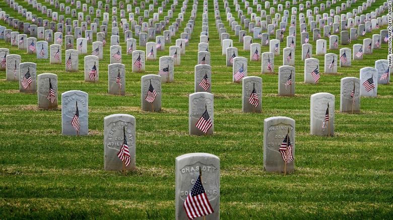 Memorial Day weekend 2020: What's open, social distancing rules and ...