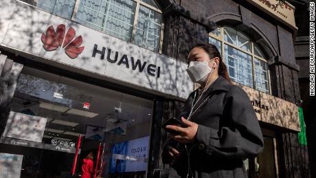 US pushes for new crackdown on Huawei, raising concerns of retaliation against American companies