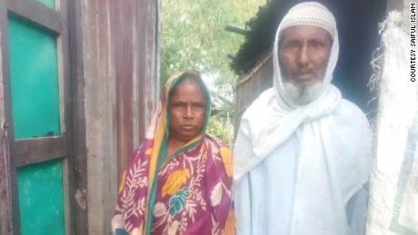 Rokeya Begum (mother) and Mostaq Miya (father) of Saiful Islam, a Bangladeshi migrant worker based in Bahrain.