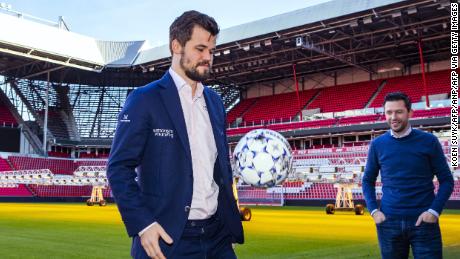 Norwegian chess Grandmaster Magnus Carlsen juggles a football prior to the fifth round of the Tata Steel Chess Tournament at the Philips-Stadion in Eindhoven on January 16, 2020. (Photo by Koen SUYK / ANP / AFP) / Netherlands OUT (Photo by KOEN SUYK/ANP/AFP via Getty Images)