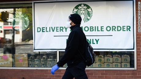 Starbucks&#39; CEO predicts that the company&#39;s mobile app will become the &quot;dominant form of payment.&quot; 