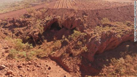 Rio Tinto apologizes for blowing up 46,000-year-old sacred indigenous site in Australia&#39;s Pilbara region