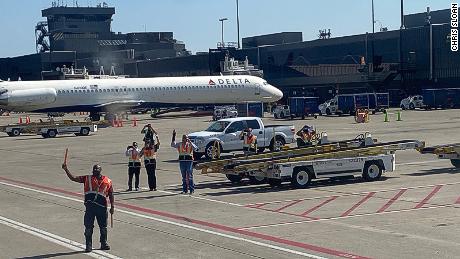 On board Delta&#39;s last ever MD-80 flight 