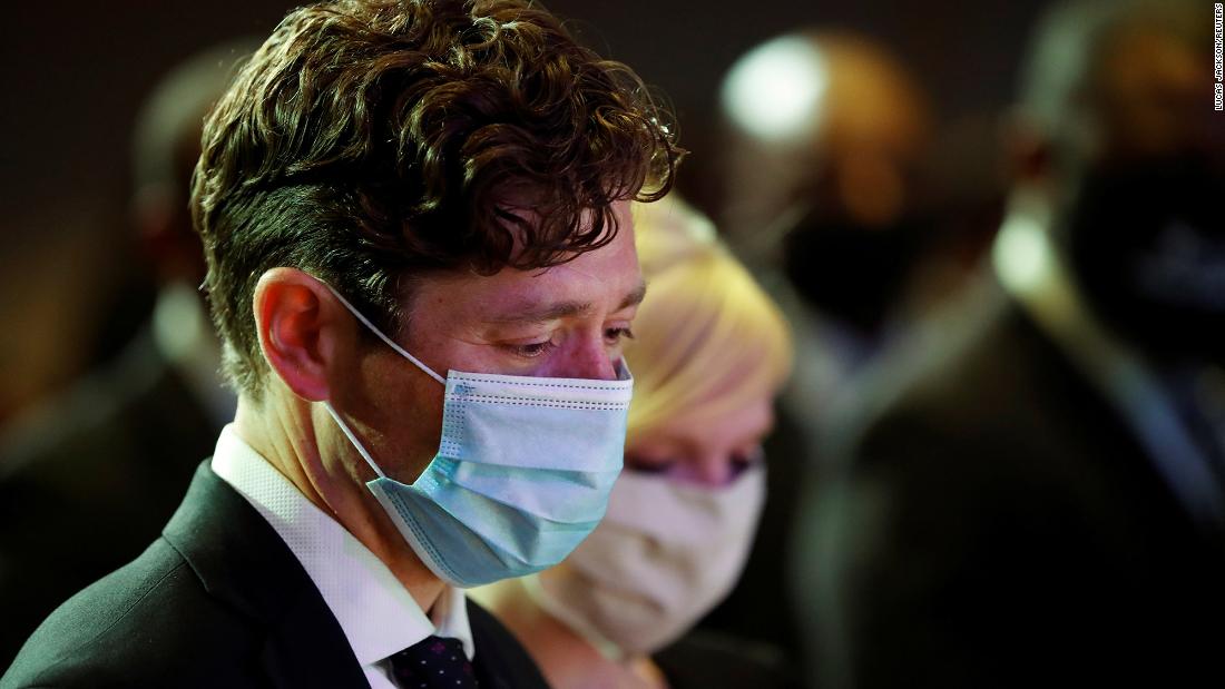 Minneapolis Mayor Jacob Frey attends the service. He kneeled at Floyd&#39;s casket before the service started, &lt;a href=&quot;https://www.cnn.com/us/live-news/george-floyd-protests-06-04-20/h_5f25ec94899d6ae91601d2234c0af2ac&quot; target=&quot;_blank&quot;&gt;breaking out into tears.&lt;/a&gt;