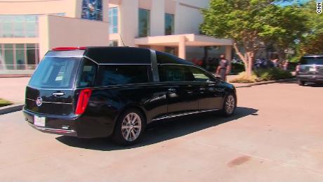 Thousands of mourners visit George Floyd&#39;s casket in Houston to pay respects.