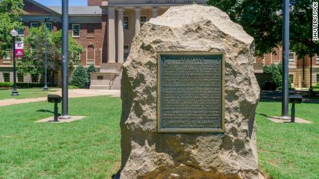 The plaques at the University of Alabama were in front of the school&#39;s Gorgas Library and have now been removed.