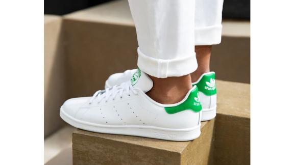 can i put stan smiths in the washing machine