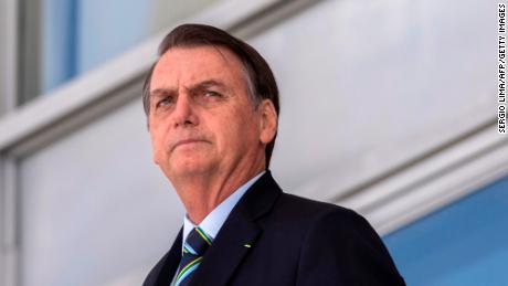 L'enquête a commencé après que Bolsonaro ait demandé aux Brésiliens de fouiller eux-mêmes les hôpitaux