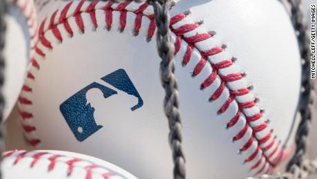 el beisbol ha vuelto  Según MLB, la temporada de 60 juegos comienza el 23 o 24 de julio