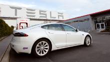 Tesla&#39;s new Model S can get 400 miles on a charge. Here&#39;s why that may not matter