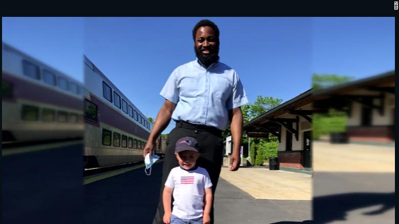 3-year-old boy forms bond with train conductor