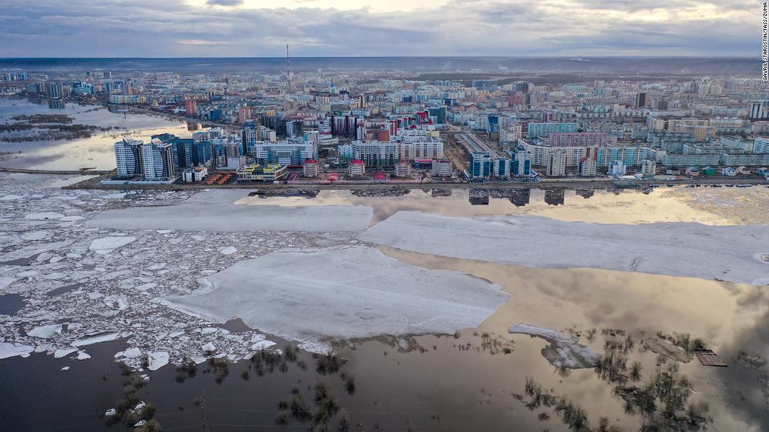 Siberia's prolonged unusually warm weather is an 'alarming sign': scientist says - CNN