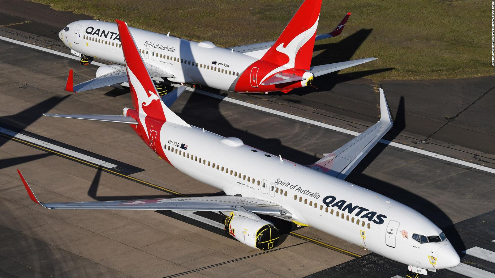 Qantas Cuts 6000 Jobs And Aims To Raise 13 Billion Cnn 