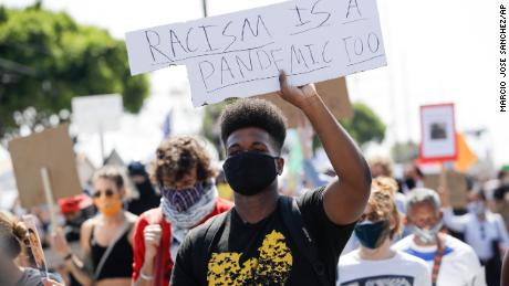 Black Lives Matter protestoları koronavirüs vakalarında artışa yol açmadı, araştırmalar diyor
