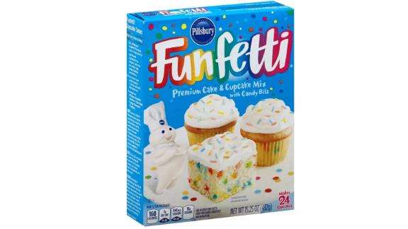 Pillsbury Funfetti White Cake mix - 15.25 oz