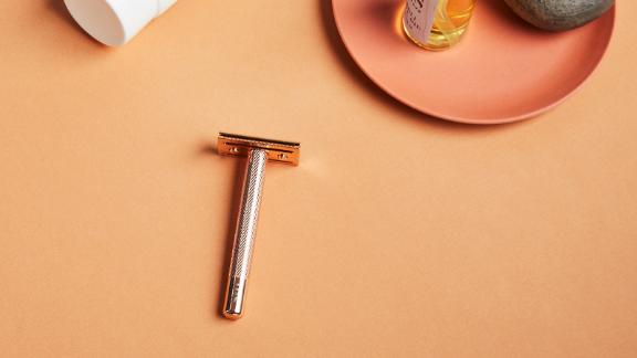 Oui the People the Single Rose Gold Safety Razor