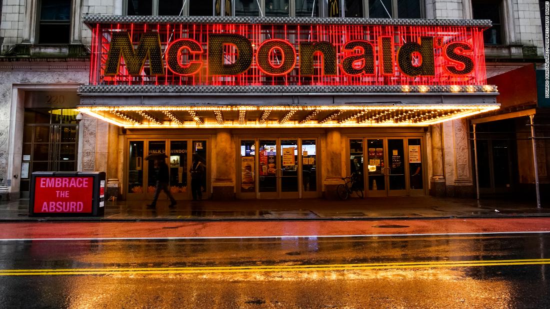 Mcdonalds Is Closing Its Times Square Location Cnn