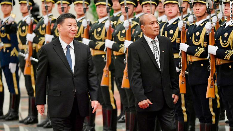 Kiribati President Taneti Maamau attends a welcome ceremony at the Great Hall of the People in Beijing alongside Chinese President Xi Jinping in January.