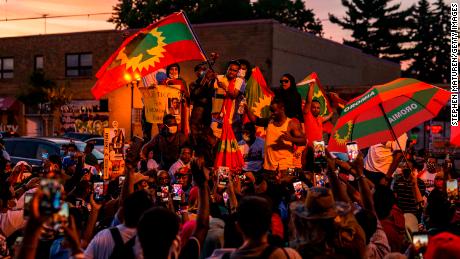 The Ethiopian diaspora community in Minnesota mourns Hachalu&#39;s death on Wednesday.