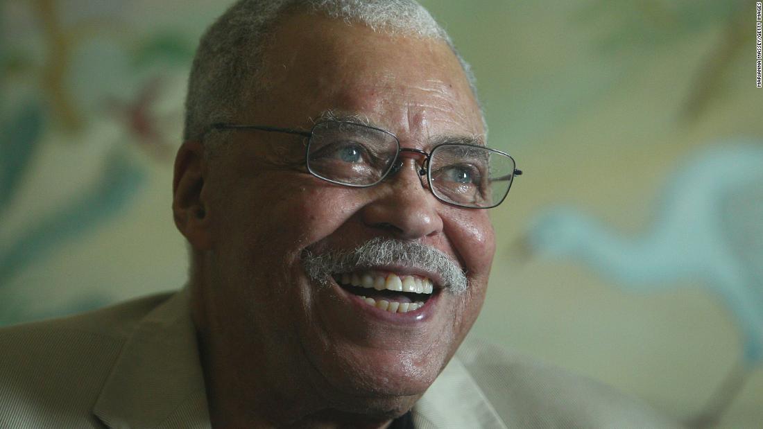 ‘Obi-Wan Kenobi’: James Earl Jones returns