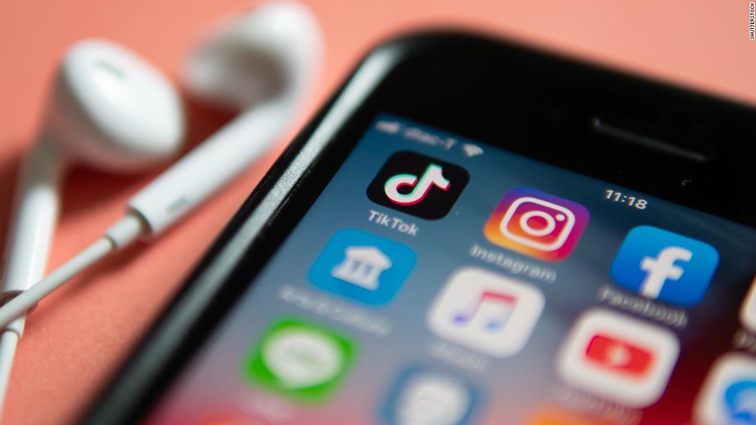 Instagram realizes that it is not so easy to fend off TikTok