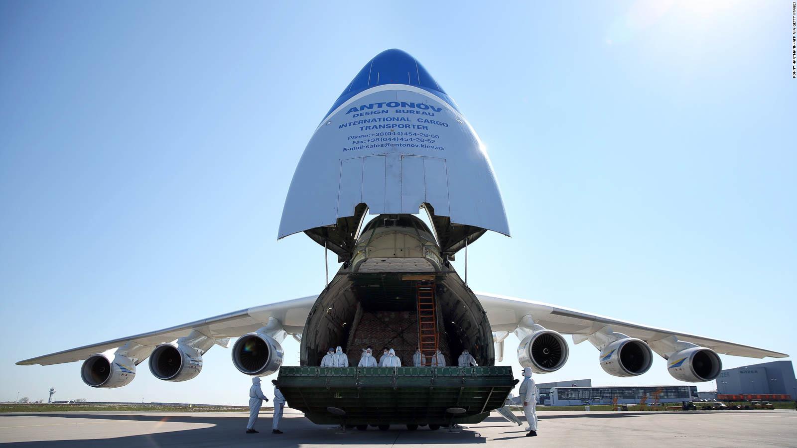 The An 225 How The Cold War Created The World S Largest Airplane Cnn Travel