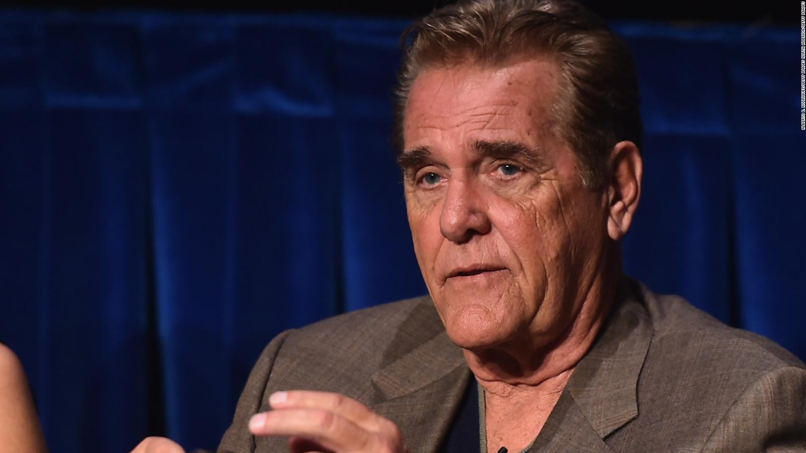 Trump Spreads Conspiracy From Ex Game Show Host Chuck Woolery Cnn Video 