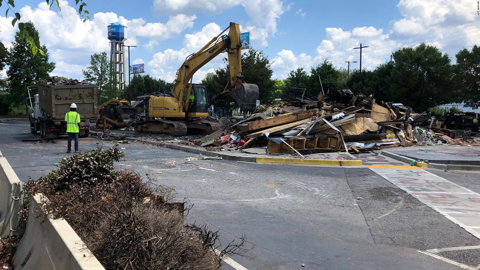 Wendys Demolished At Site Of Rayshard Brooks Shooting In Atlanta Cnn