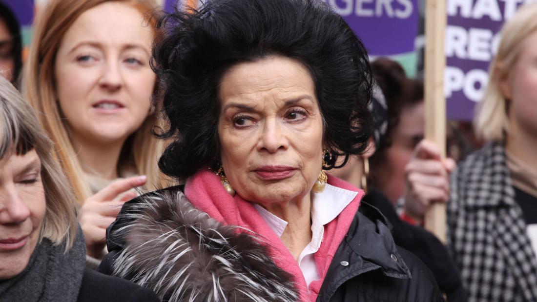 Bianca Jagger, activista de fe católica, ¿defiende el aborto? - CNN Video