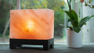 small salt lamp for office