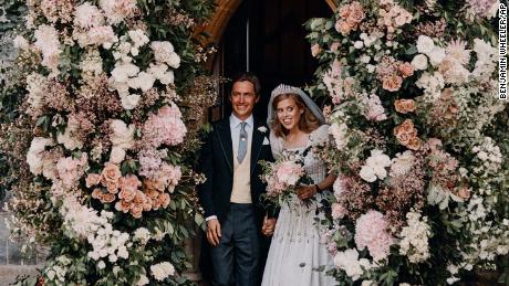 Princess Beatrice, daughter of Prince Andrew, releases photos of her private wedding