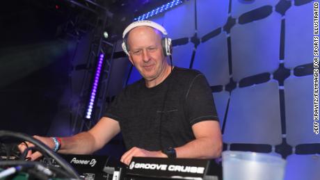 Goldman Sachs' CEO DJ'd a party in the Hamptons that is now under ...