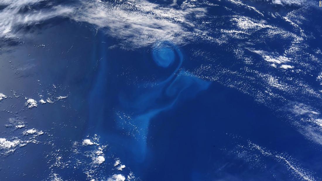&quot;This light blue ocean swirl caught my eye as we flew over the South Pacific,&quot; Hurley tweeted on June 15.