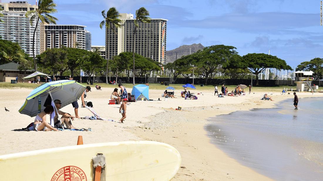 Hawaii reinstates inter-island quarantine as Honolulu's mayor ...