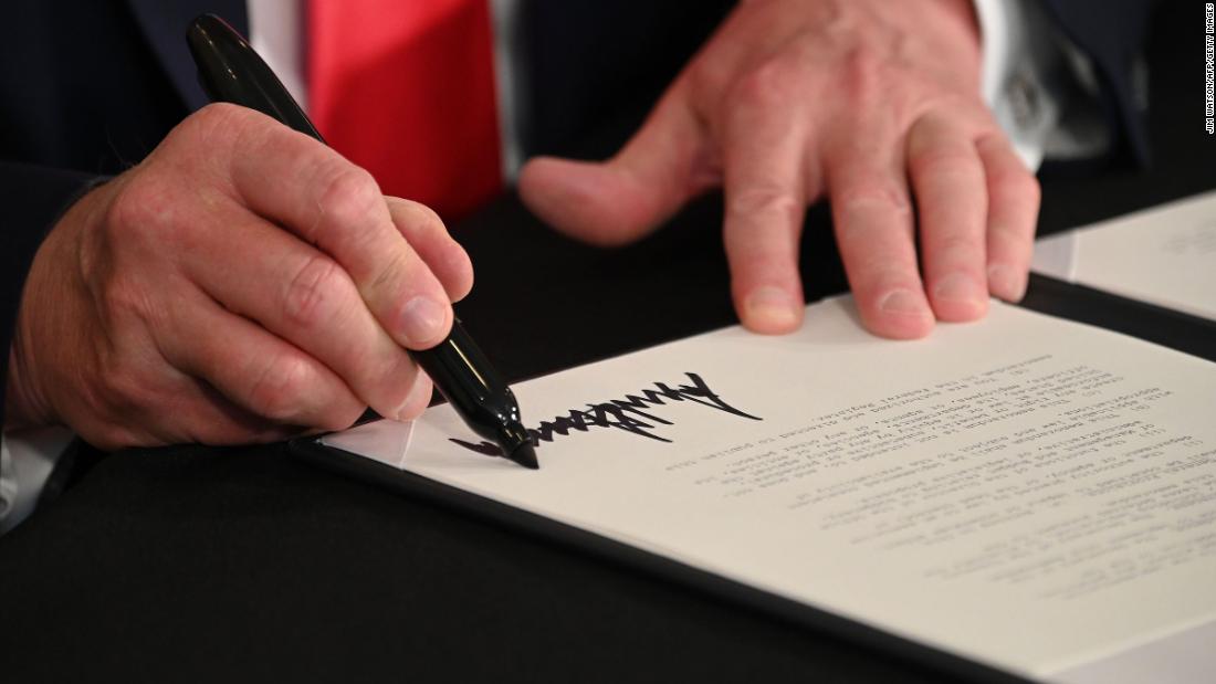 Trump signs executive orders &lt;a href=&quot;https://www.cnn.com/2020/08/08/politics/trump-executive-order-stimulus/index.html&quot; target=&quot;_blank&quot;&gt;extending coronavirus economic relief&lt;/a&gt; in August 2020. It came after Democrats and the White House were unable to reach an agreement on a stimulus bill.
