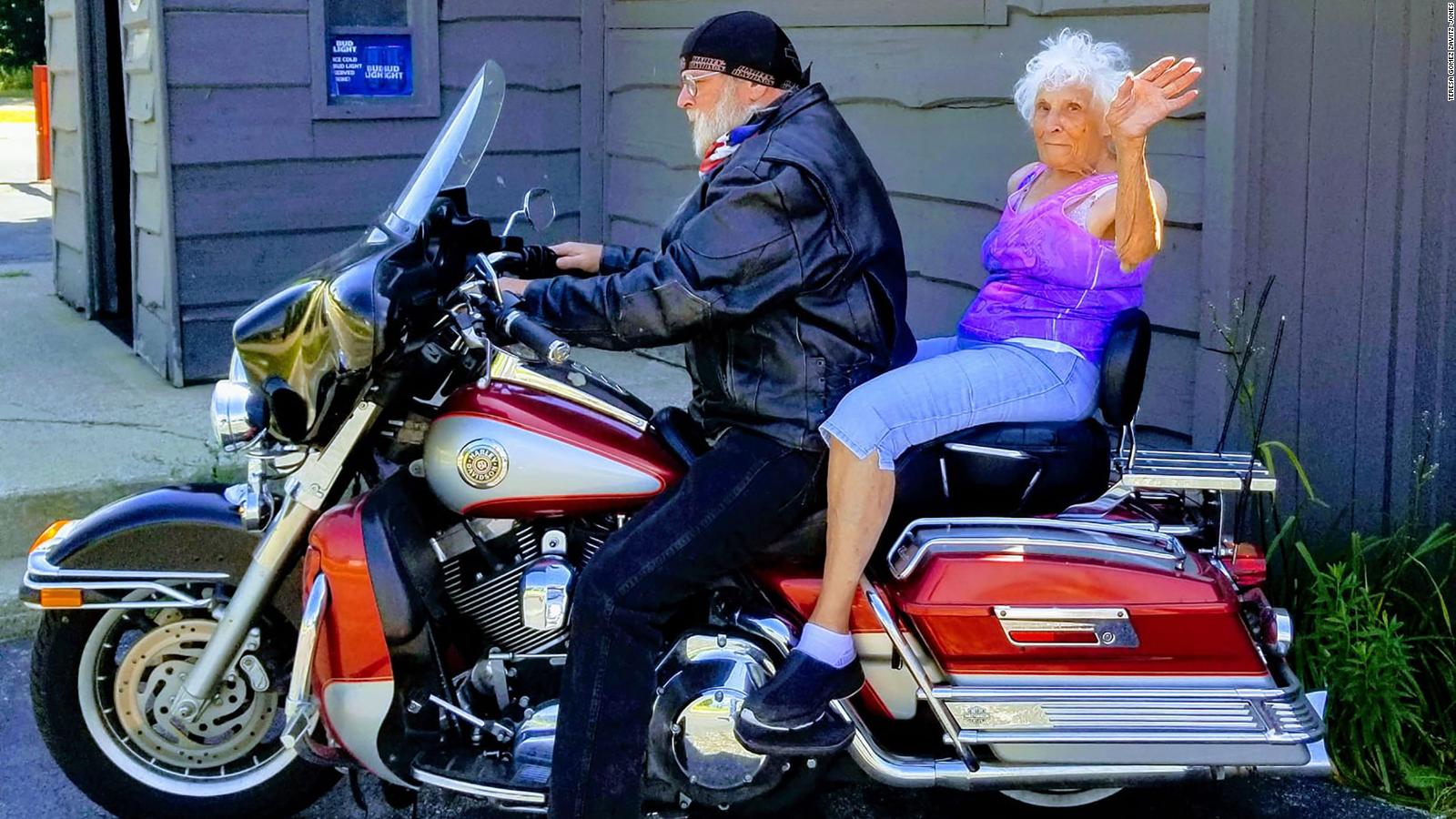 A 103 Year Old Woman Got Her First Tattoo To Cross It Off Her Bucket