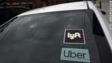 Uber and Lyft get reprieve from court, won't shut down in California for now