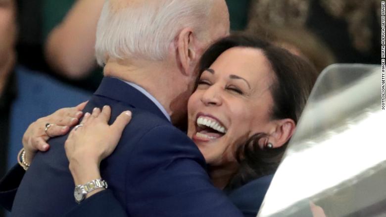 Quien Es Kamala Harris Perfil De La Aspirante Democrata A Vicepresidente En Formula Con Joe Biden Cnn Video