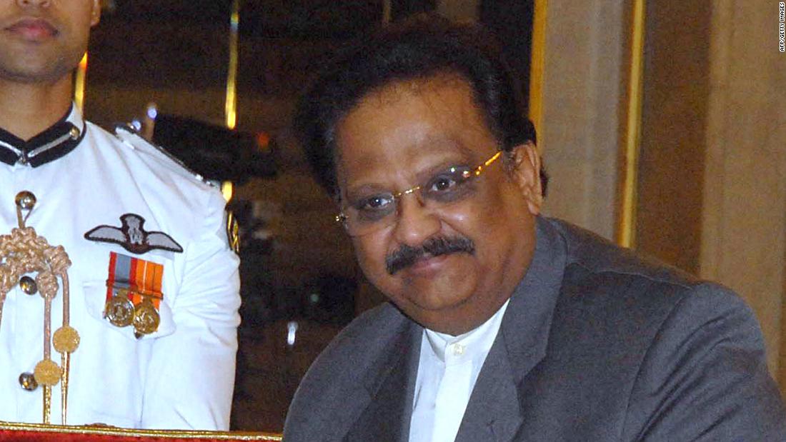 Sp Balasubrahmanyam Famed Indian Film Musician Dies From Covid 19 Aged 74 Cnn