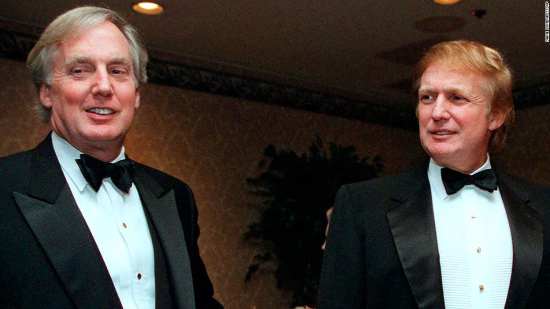 &lt;a href=&quot;https://www.cnn.com/2020/08/15/politics/robert-trump-dead/index.html&quot; target=&quot;_blank&quot;&gt;Robert Trump&lt;/a&gt;, the younger brother of US President Donald Trump, died August 15 at the age of 71. In a statement confirming his brother&#39;s death, President Trump said: &quot;He was not just my brother, he was my best friend. He will be greatly missed, but we will meet again. His memory will live on in my heart forever. Robert, I love you. Rest in peace.&quot;