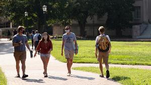 CHAPEL HILL, NC - AUGUST 10:  Students had their first day of classes, despite the Coronavirus pandemic, at the University of North Carolina in Chapel Hill, NC, on Monday, August 10, 2020.   (Ted Richardson/For The Washington Post via Getty Images)