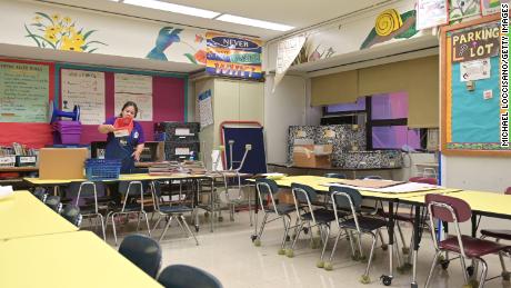 New York City schools' remote opening is off to a bumpy, stressful start -  CNN