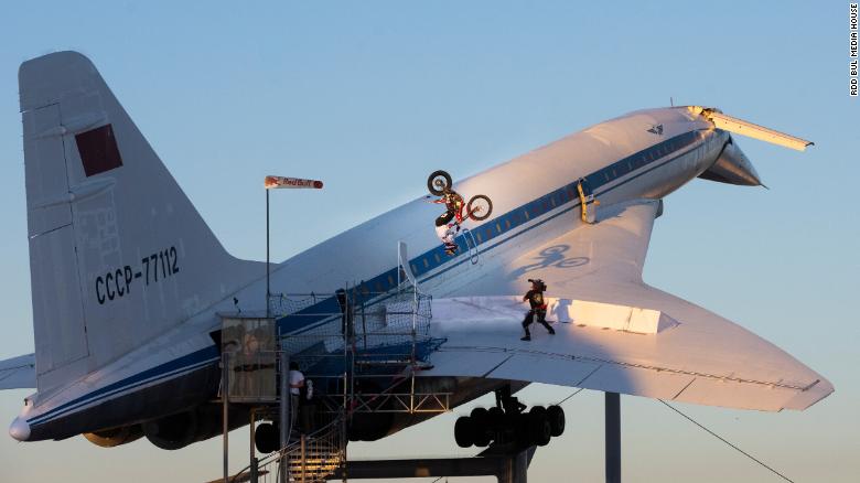 Extreme biker backflipped 10 meters on supersonic Tupolev
