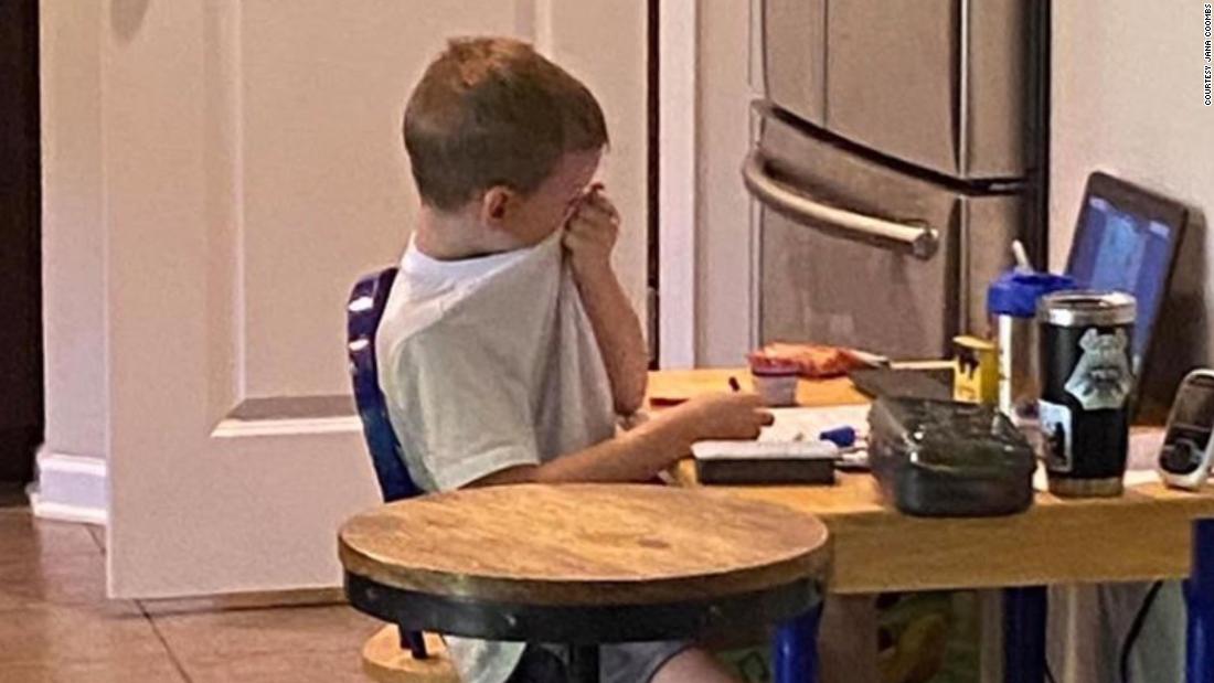 A Mother Captured An Emotional Photo Of Her Son Crying In Virtual Class To Show Difficulties Of