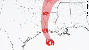 Categoria 4 Laura se întărește și va aduce & # 39; supraviețuitor & # 39;  furtunile au avut loc în Louisiana și Texas