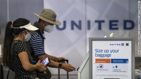 Airlines desperately need people to fly. That&#39;s why United is dumping change fees