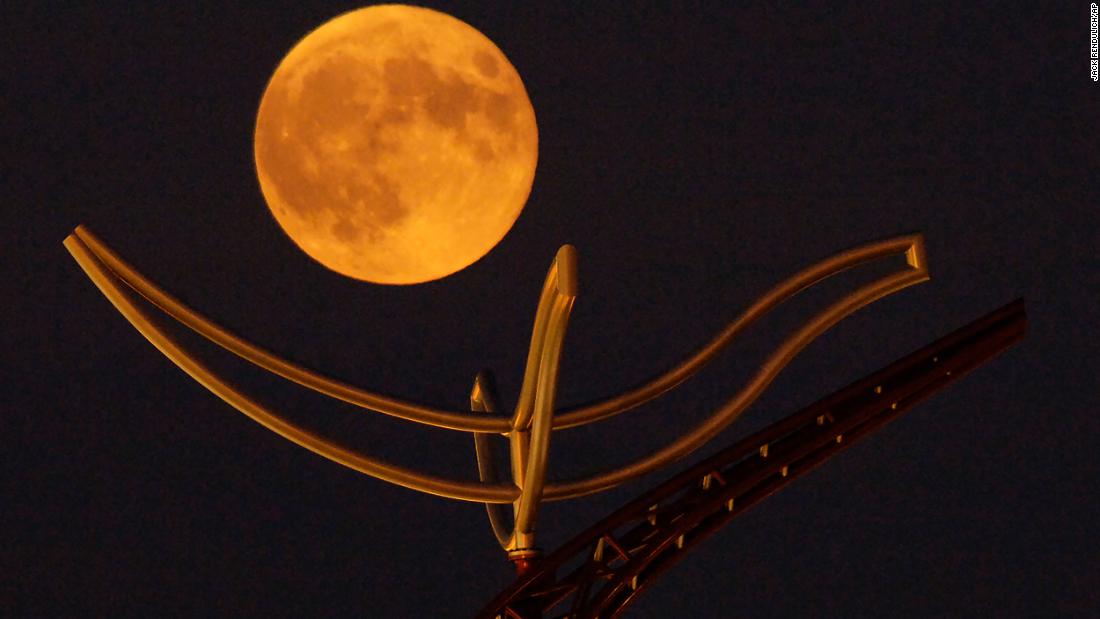 The best times to view the Corn Moon - CNN