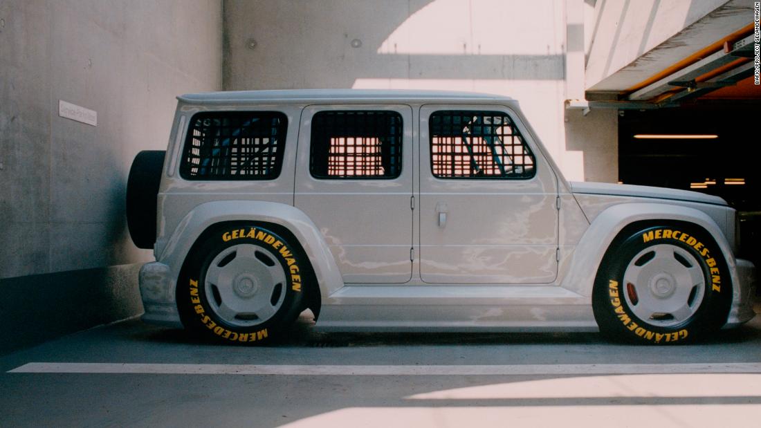 virgil-abloh-remixes-a-classic-mercedesbenz-to-bring-an-offroading-machine-to-the-racetrack-and-the-art-world